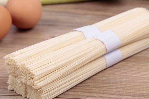 手工面的干燥，使用高溫烘干除濕機